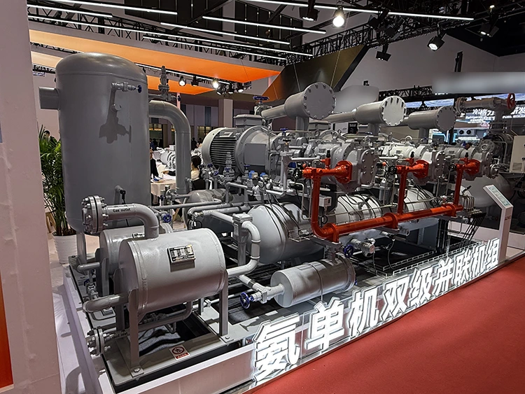 Máy nén lạnh trục vít hai tầng loại mở